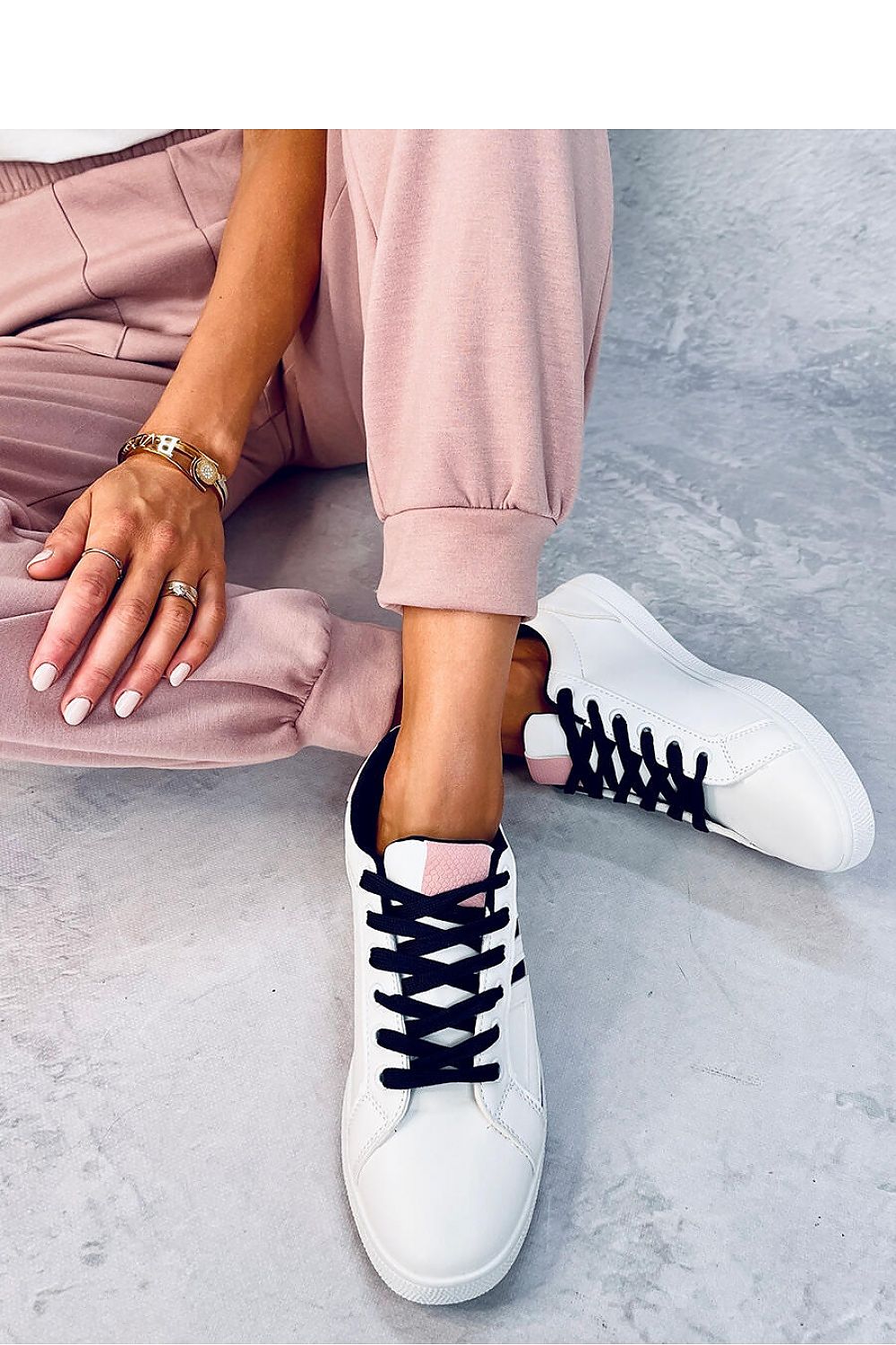 Sneakers Model 184271 Inello