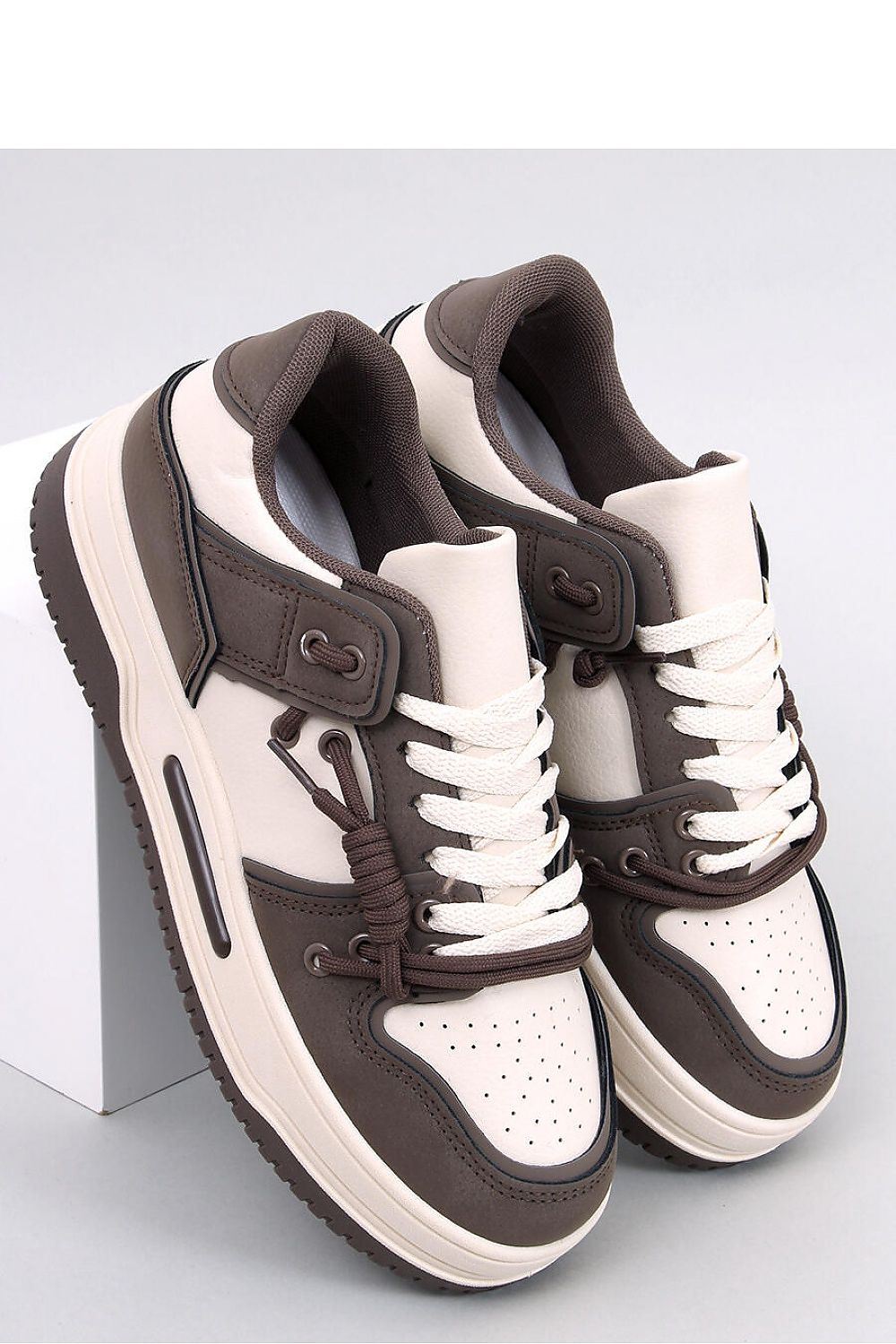 Sportschuhe Model 184357 Inello