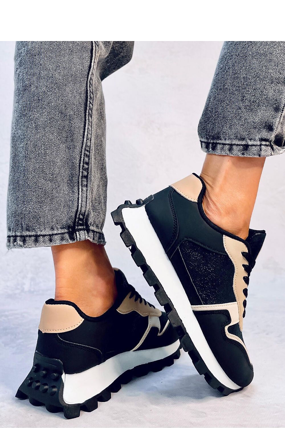 Sportschuhe Model 184364 Inello