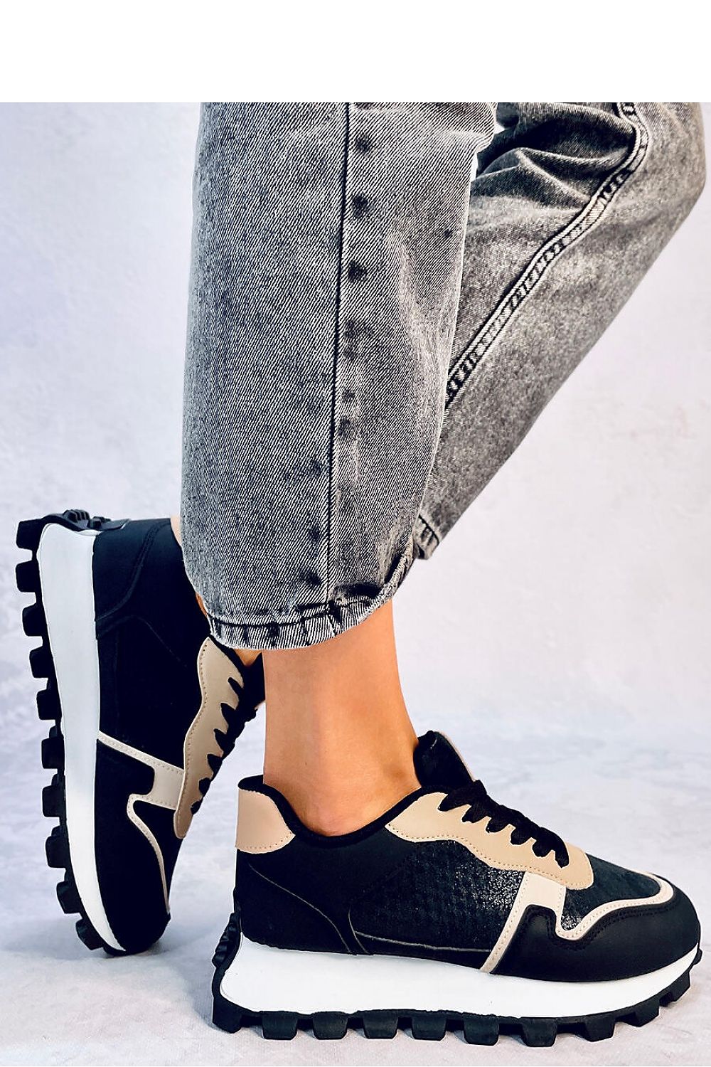 Sportschuhe Model 184364 Inello