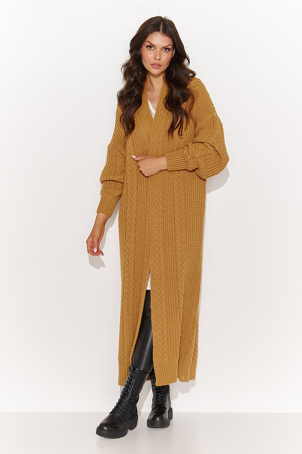 Cardigan Model 184397 Numinou