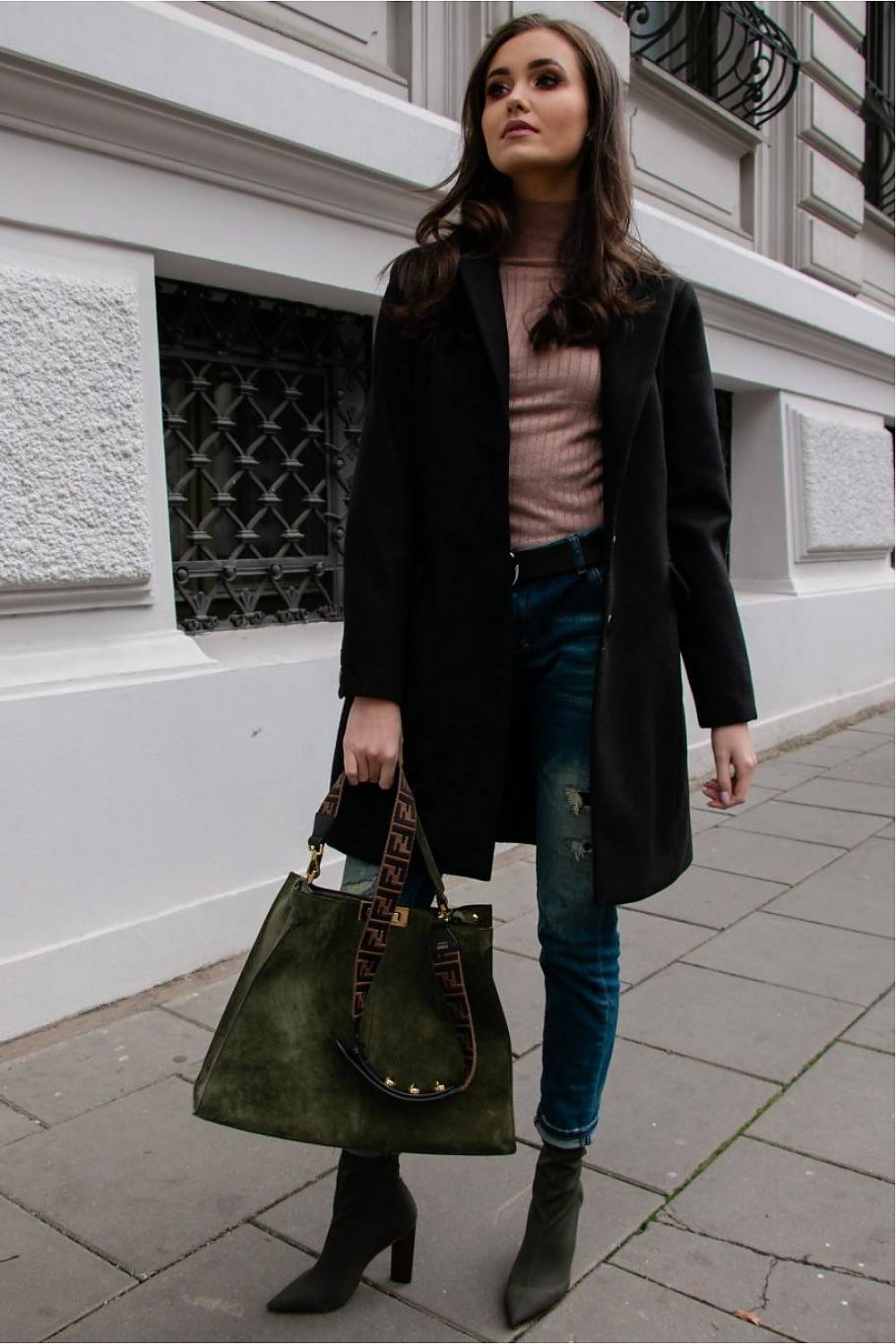 Mantel Model 184442 Roco Fashion