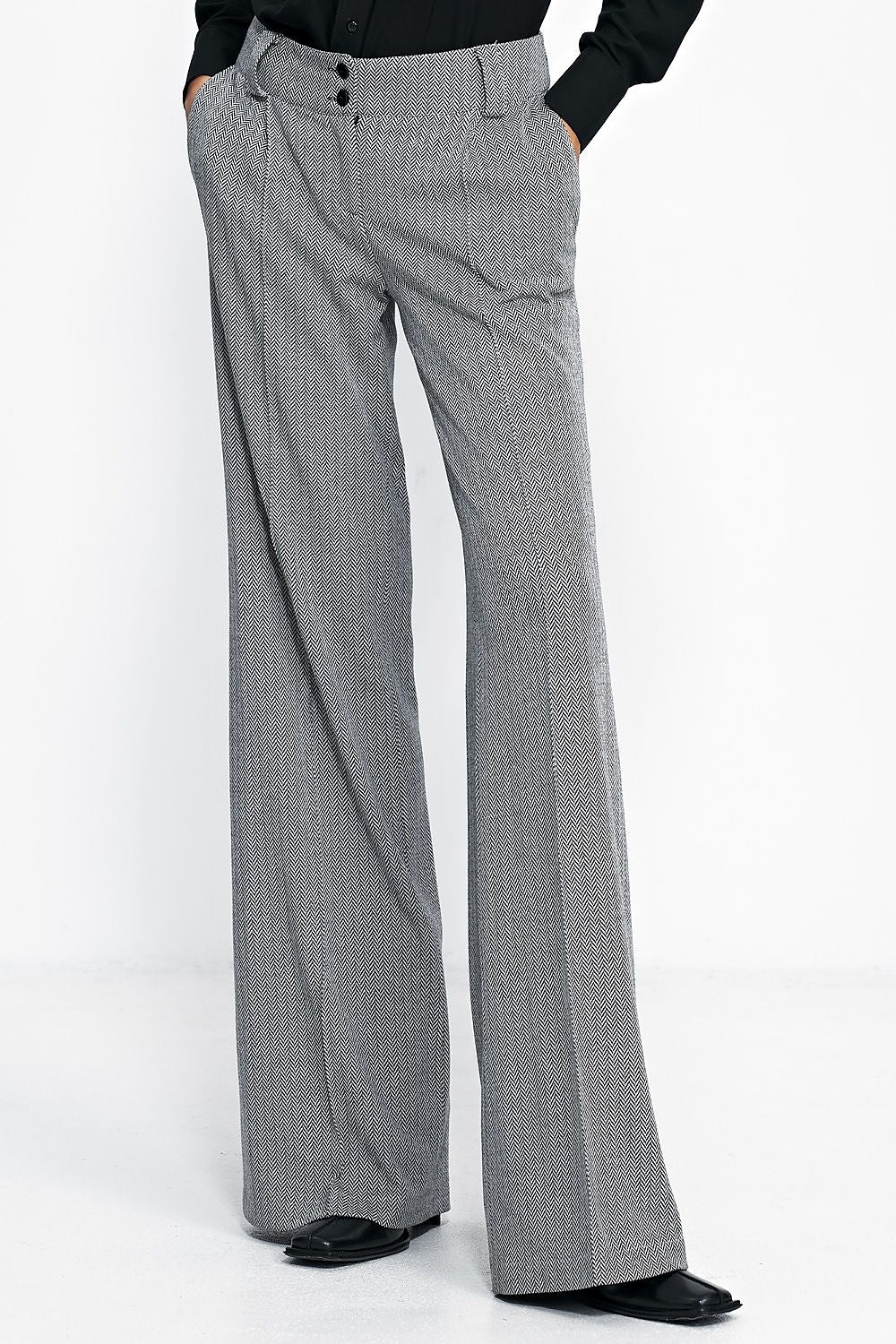 Lange Hose Model 184593 Nife