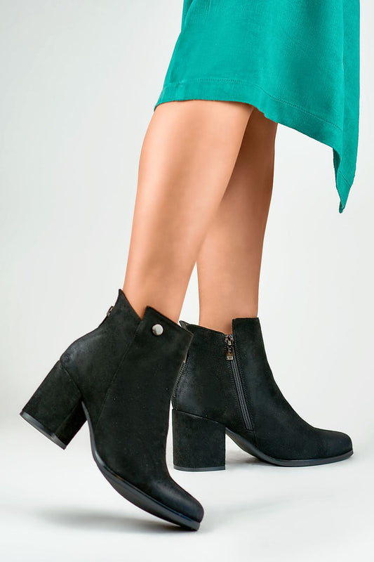 Stiefeletten mit Absatz Model 184607 PRIMO