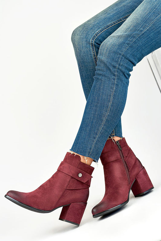 Stiefeletten mit Absatz Model 184623 PRIMO