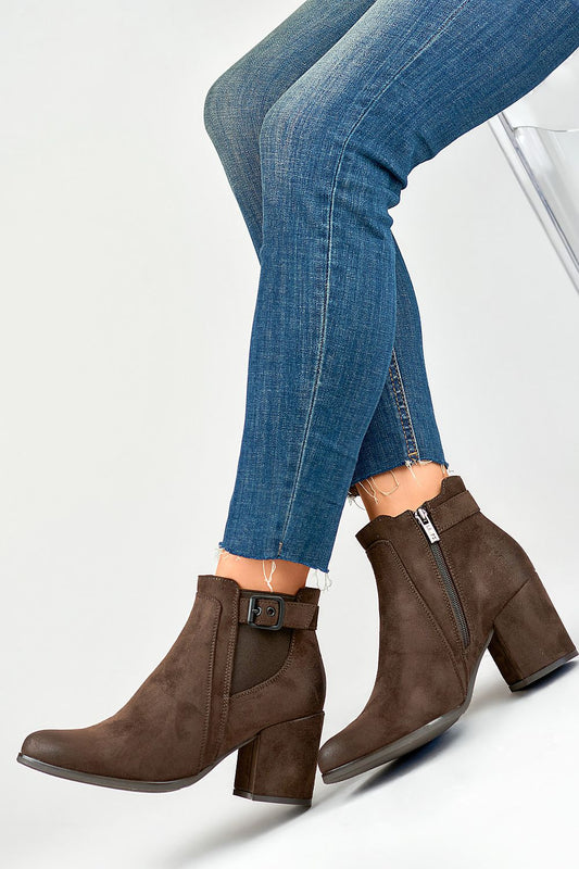 Stiefeletten mit Absatz Model 184631 PRIMO