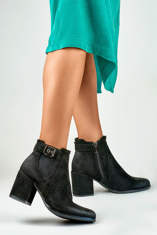Stiefeletten mit Absatz Model 184633 PRIMO