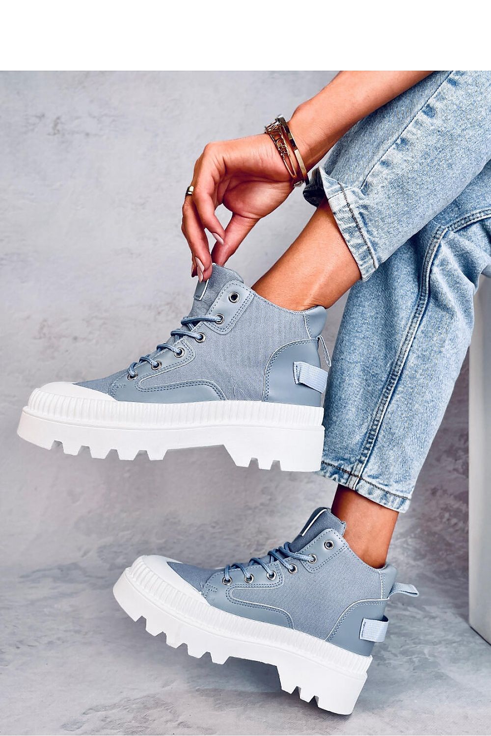 Sneakers Model 184643 Inello