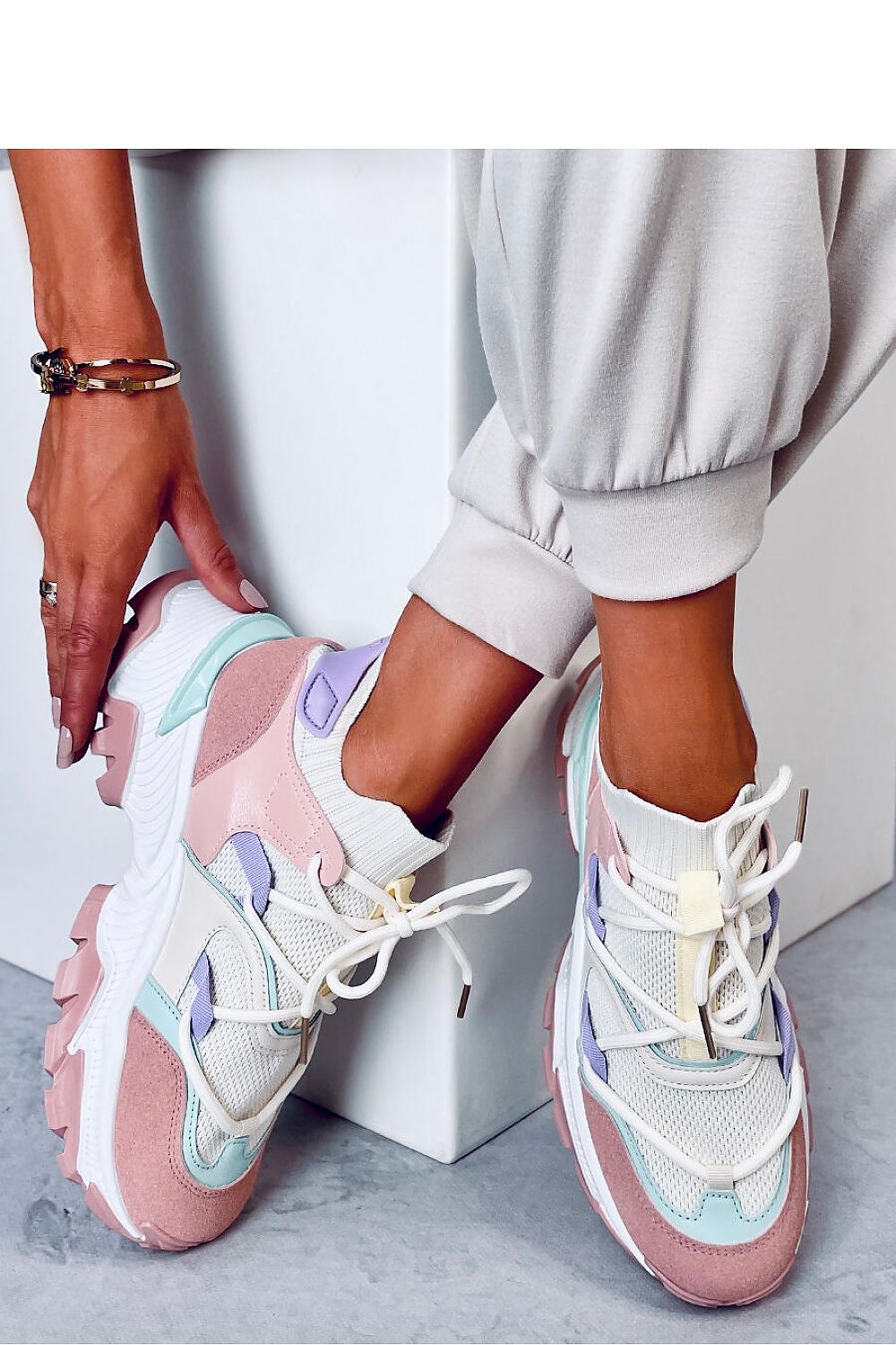 Sportschuhe Model 184650 Inello