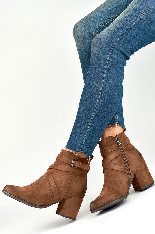 Stiefeletten mit Absatz Model 184855 PRIMO