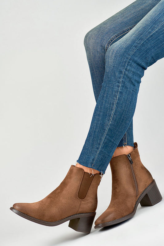 Stiefeletten mit Absatz Model 184856 PRIMO