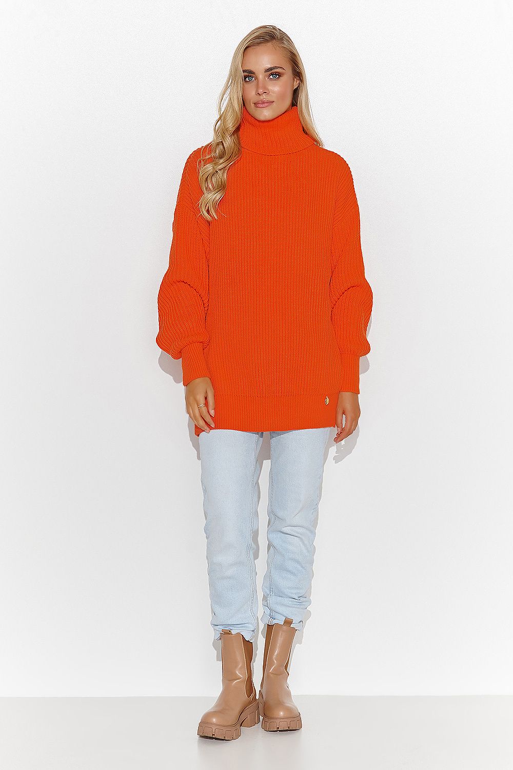 Rollkragenpullover Model 185213 Makadamia