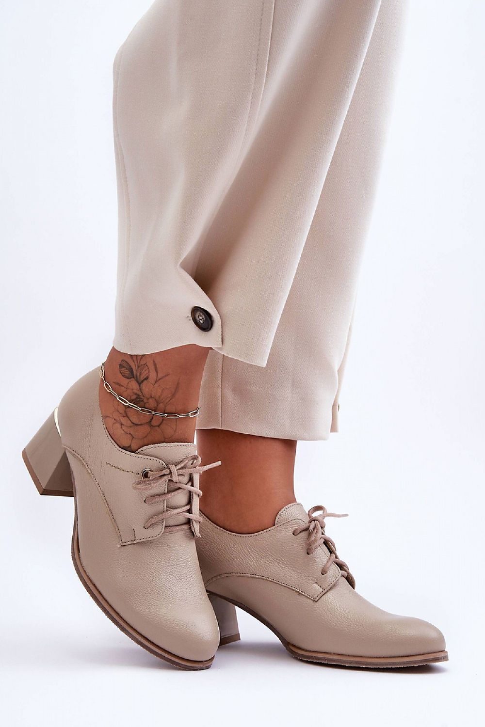 Schuhe mit Absatz Model 186097 Step in style