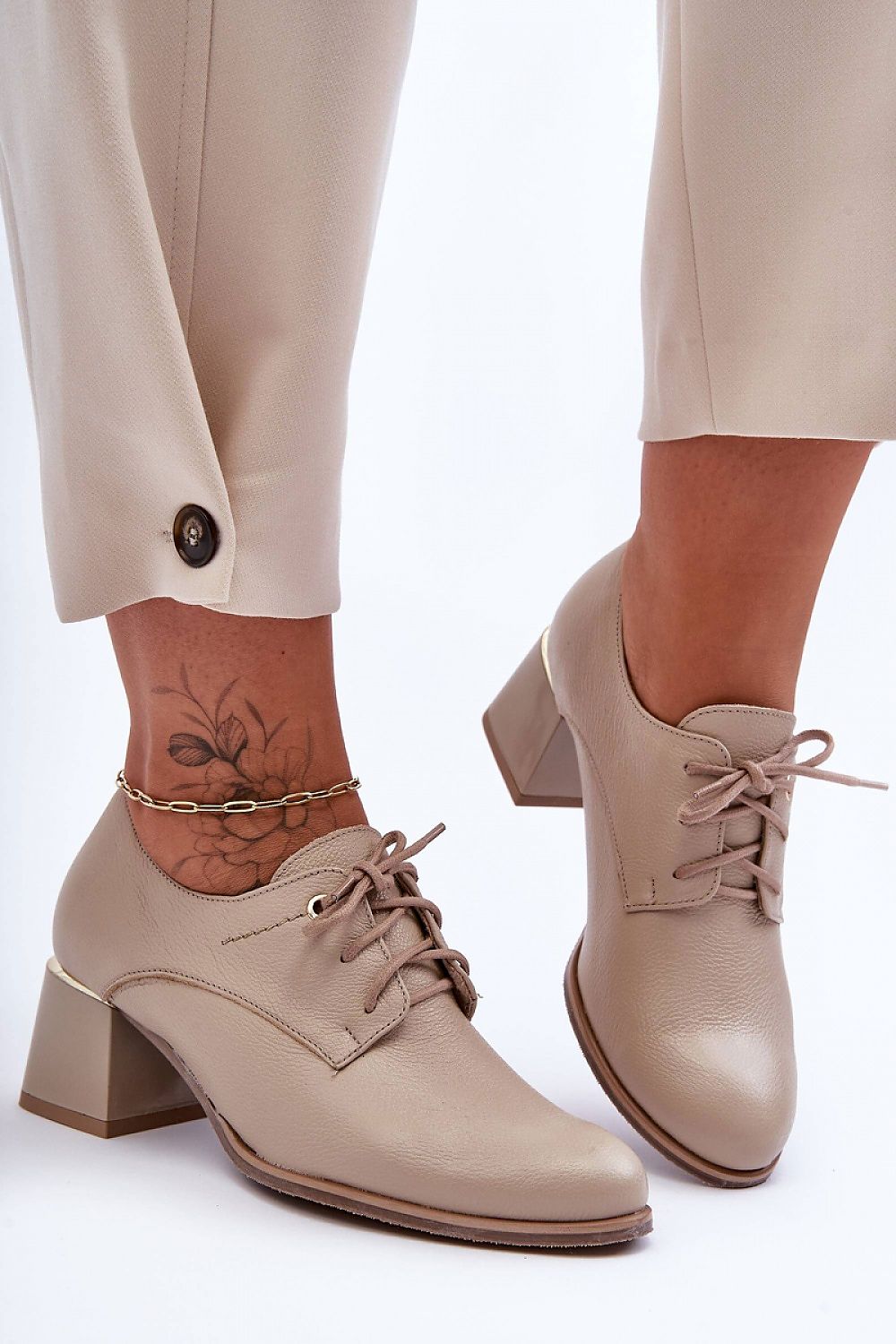 Schuhe mit Absatz Model 186097 Step in style