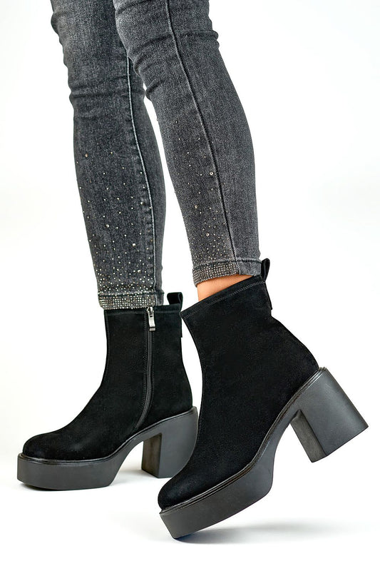 Stiefeletten mit Absatz Model 186449 PRIMO