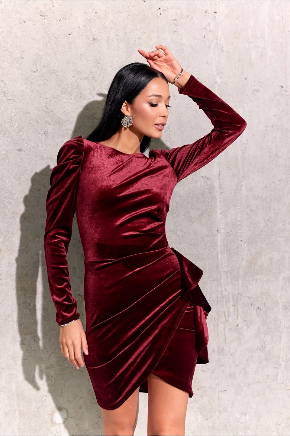 Kurzes Kleid Model 186651 Roco Fashion