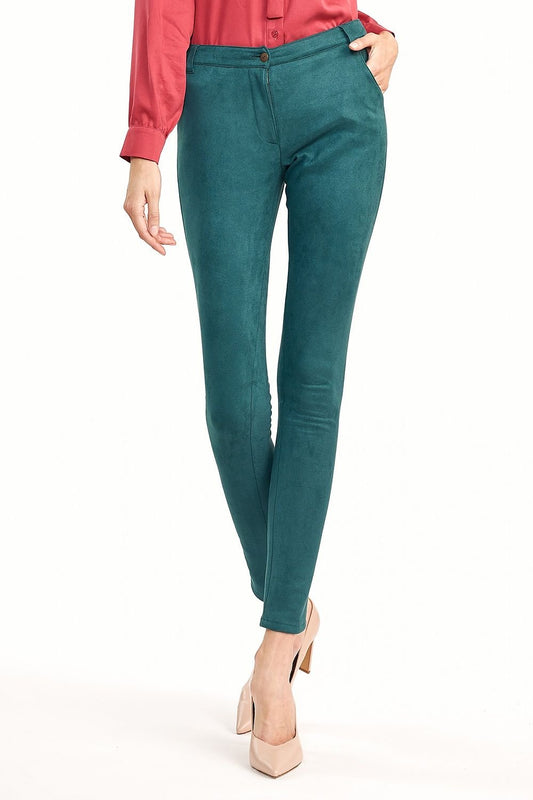 Lange Hose Model 157890 Nife